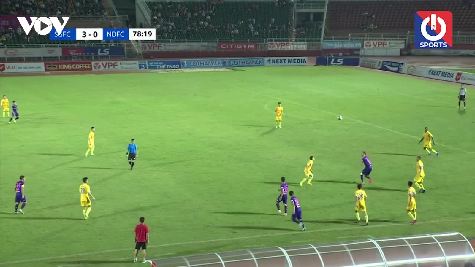 Clip: Những pha bỏ lỡ không tưởng ở vòng 10 V-League 2020