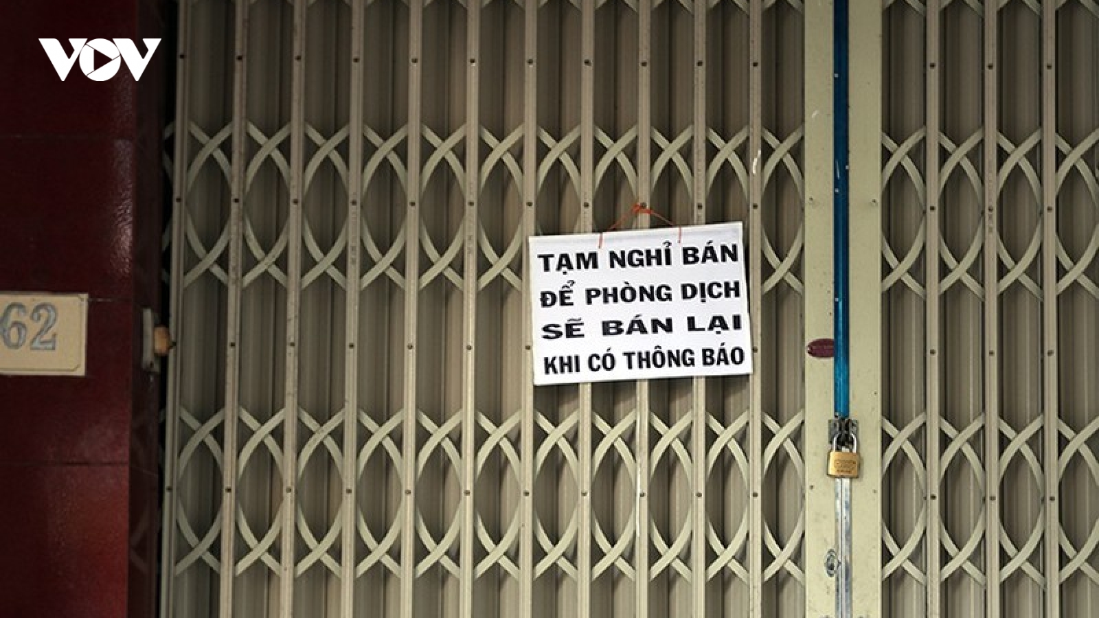 Đà Nẵng xử lý một cửa hàng thực phẩm vẫn kinh doanh