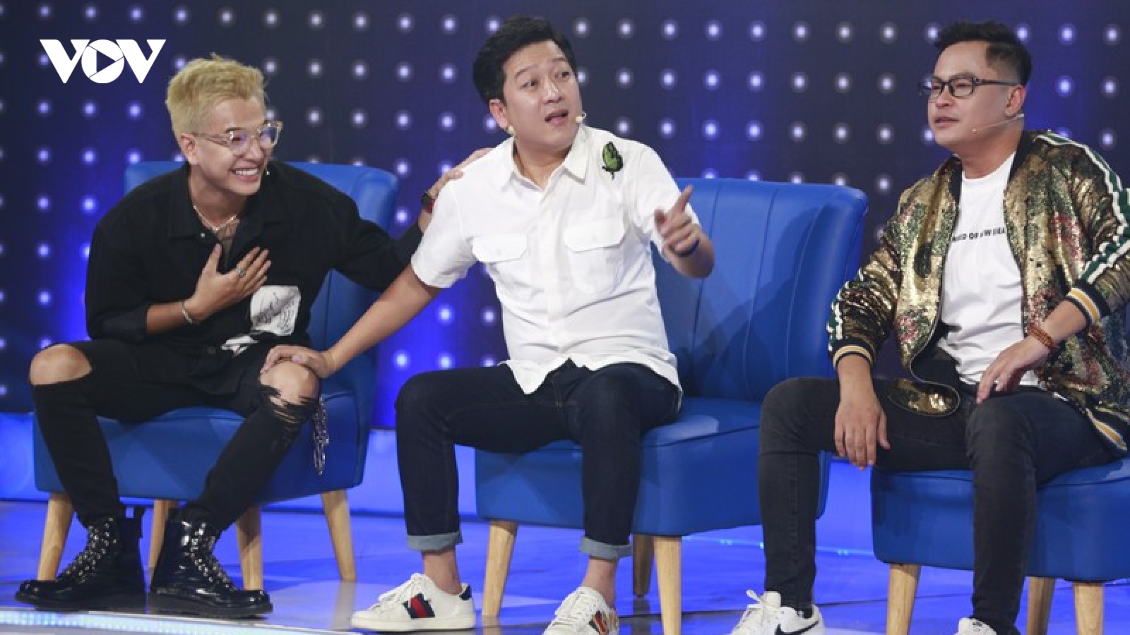Khóc ngất trước phần diễn của “rapper tông điếc” ở “Giọng ải giọng ai“