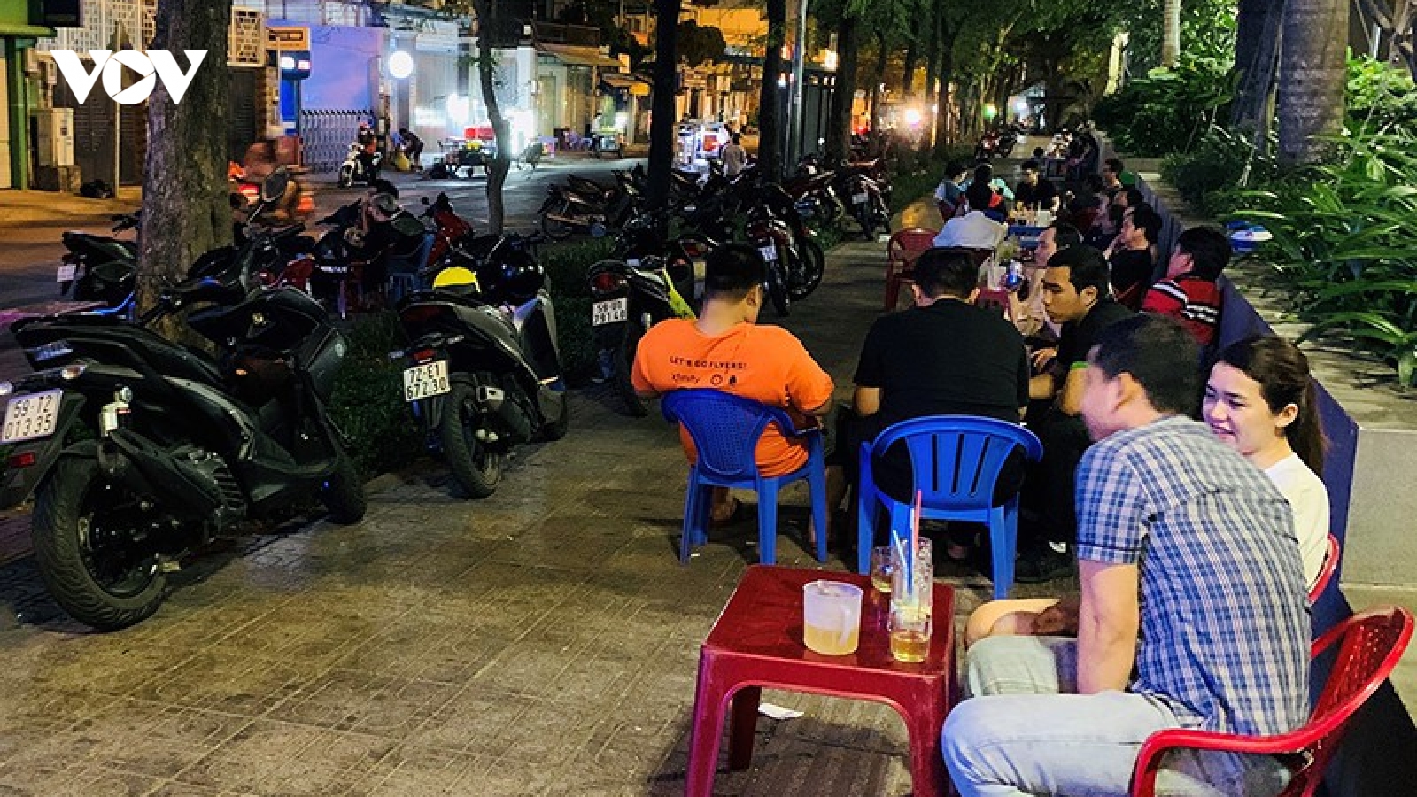 Sở Y tế TPHCM đề xuất không tập trung quá 20 người ở nơi công cộng