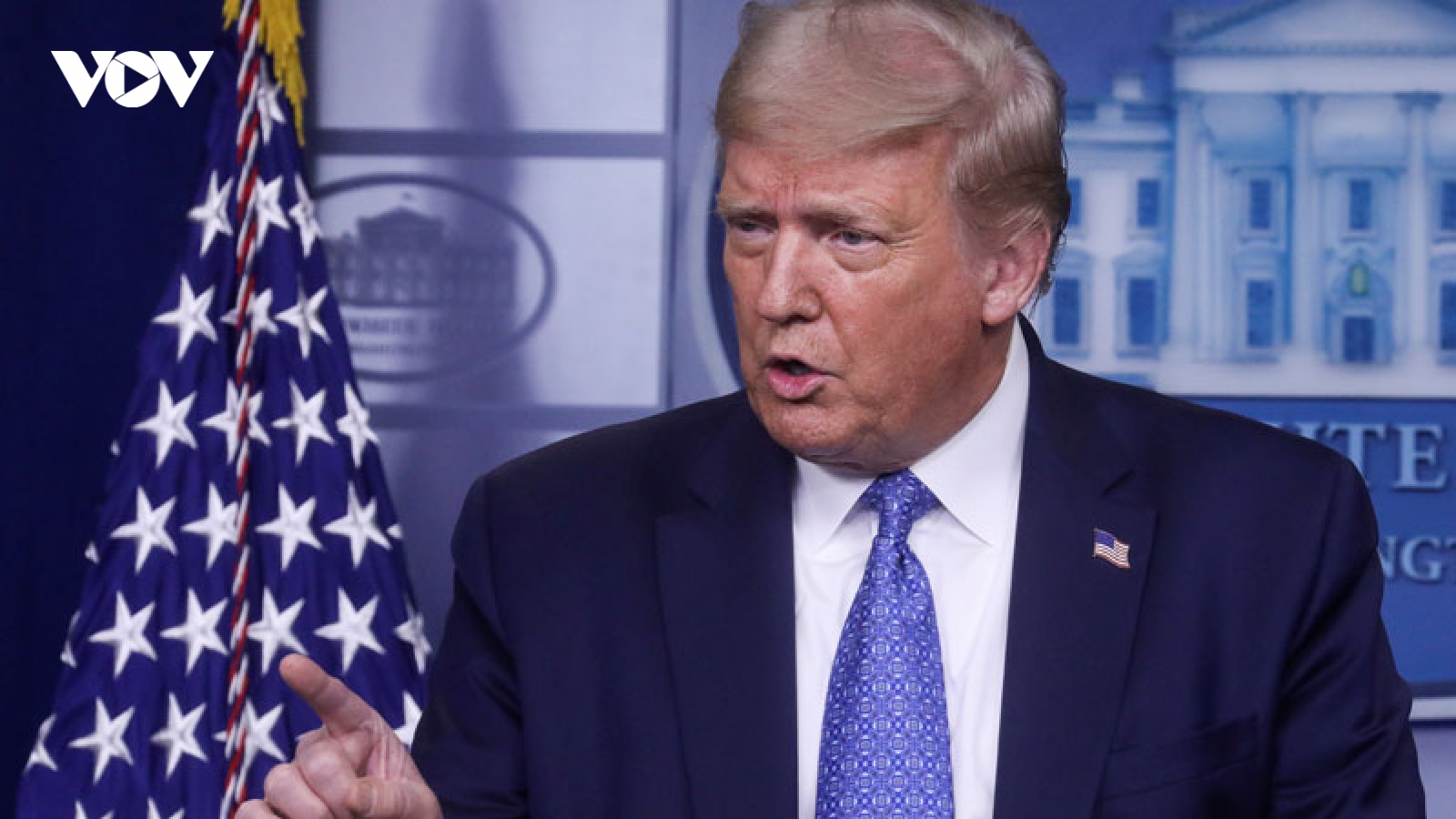 Tổng thống Trump họp báo về đóng cửa Lãnh sự quán Trung Quốc