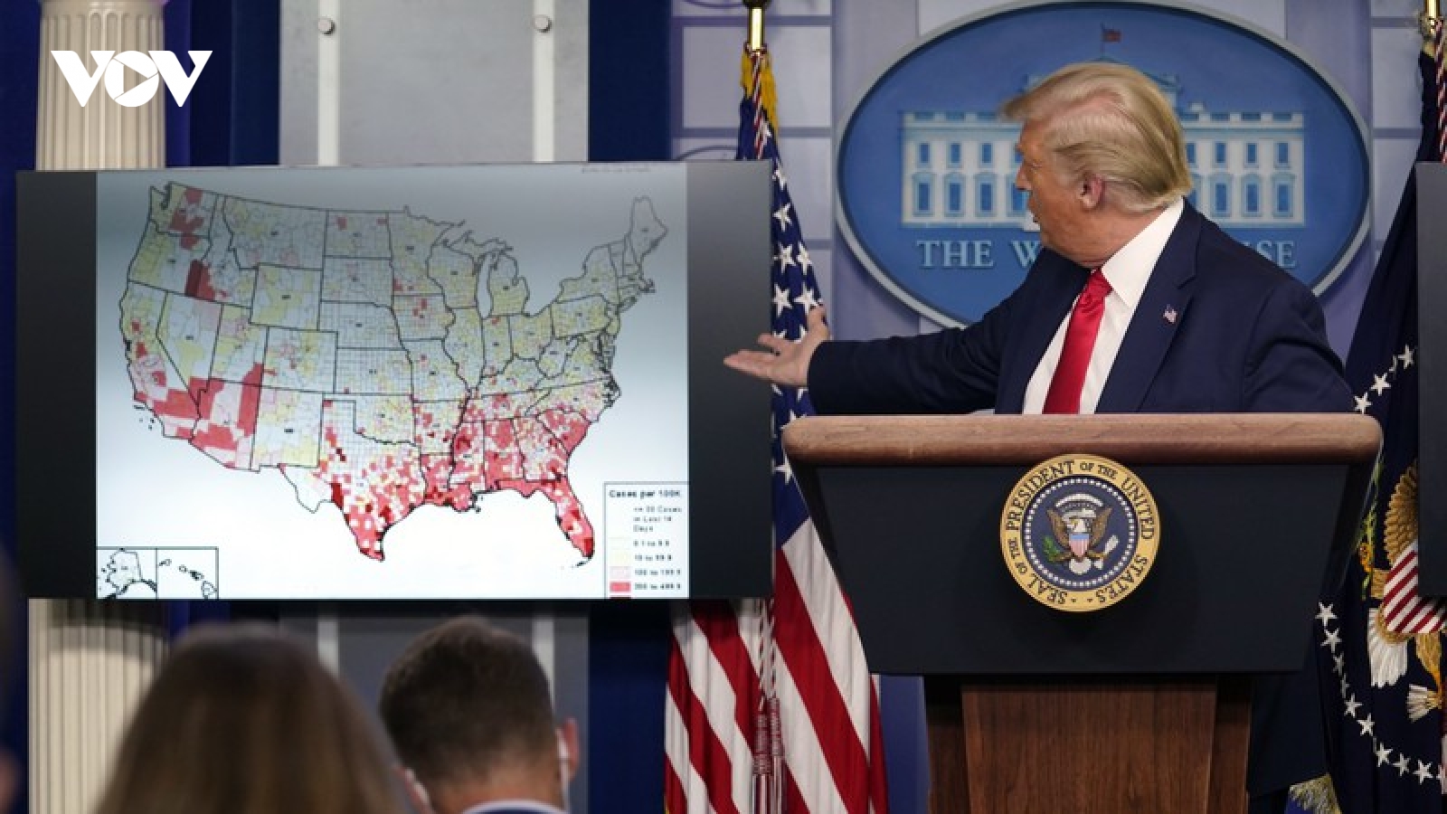 Tổng thống Trump muốn mở cửa trở lại trường học vào mùa thu tới