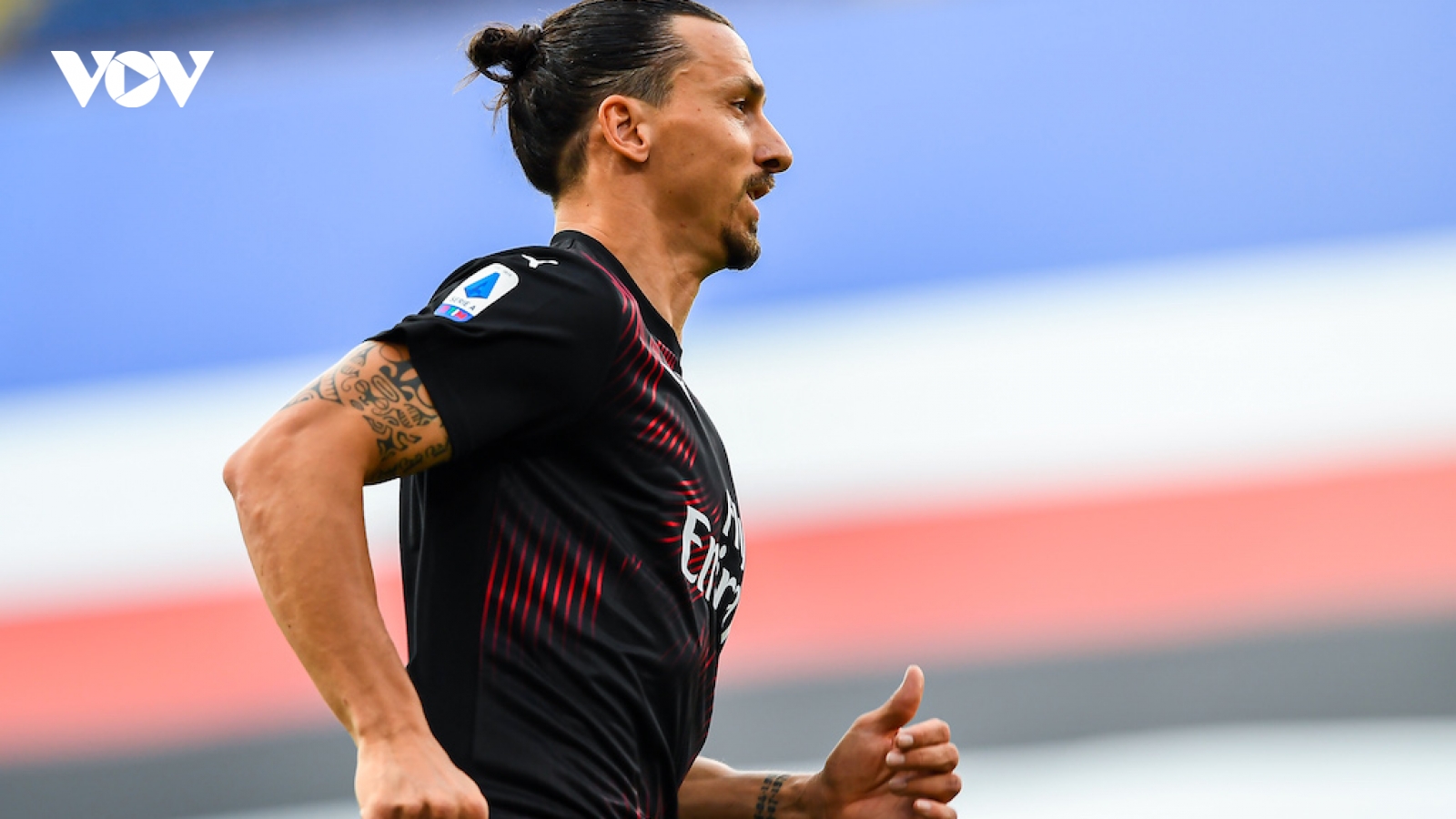 Ibrahimovic ghi bàn liên tục, chỉ còn kém Ronaldo và Messi