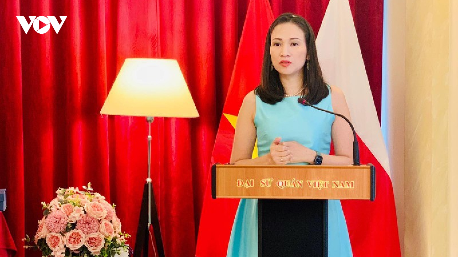 ĐSQ Việt Nam tại Ba Lan tích cực bảo hộ công dân và phòng chống Covid-19