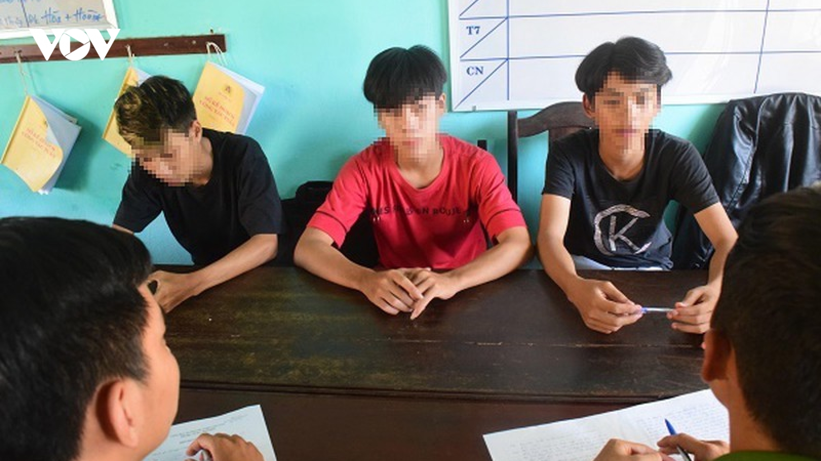 Bắt giữ 3 đối tượng vị thành niên chuyên trộm cắp xe máy