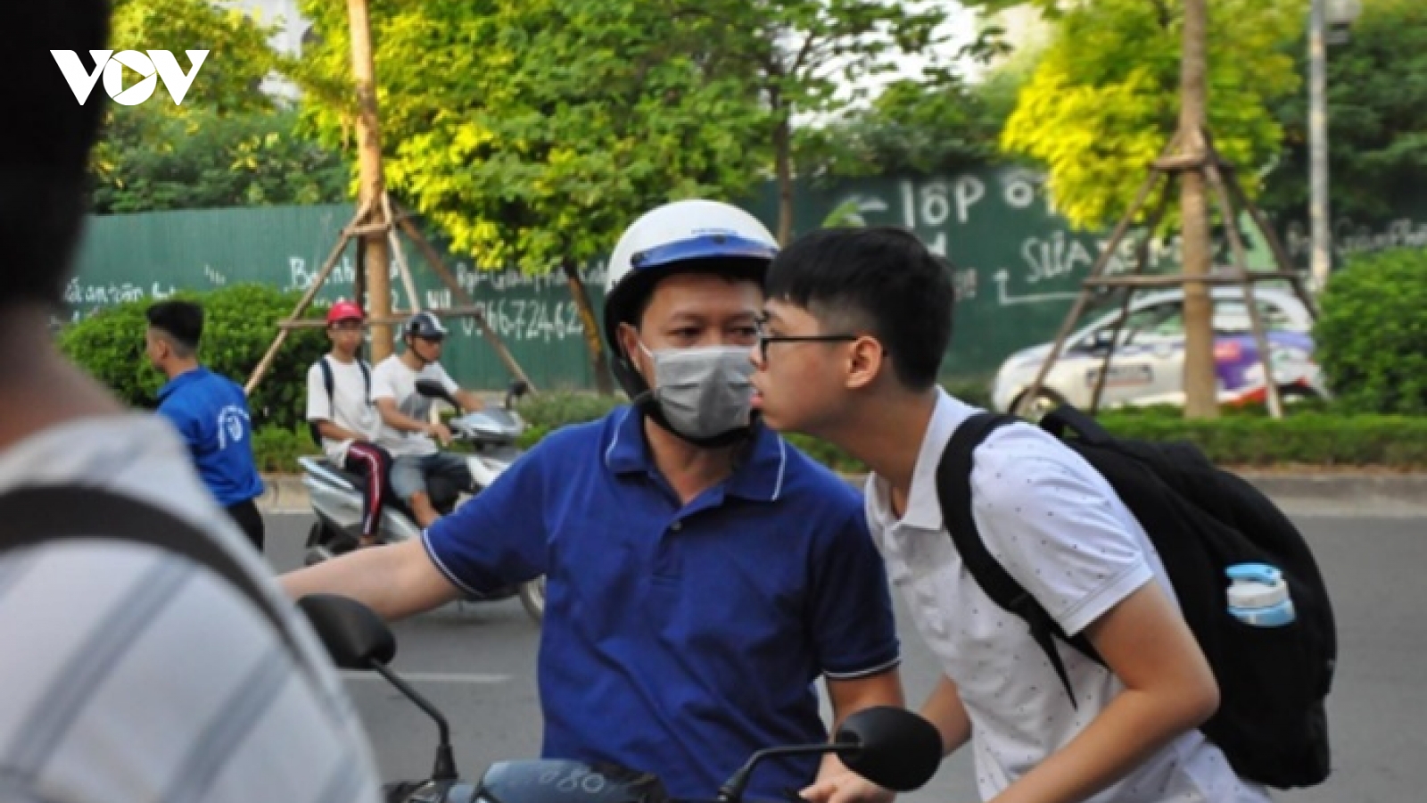 Thí sinh Hà Nội thi môn cuối kỳ tuyển sinh vào lớp 10