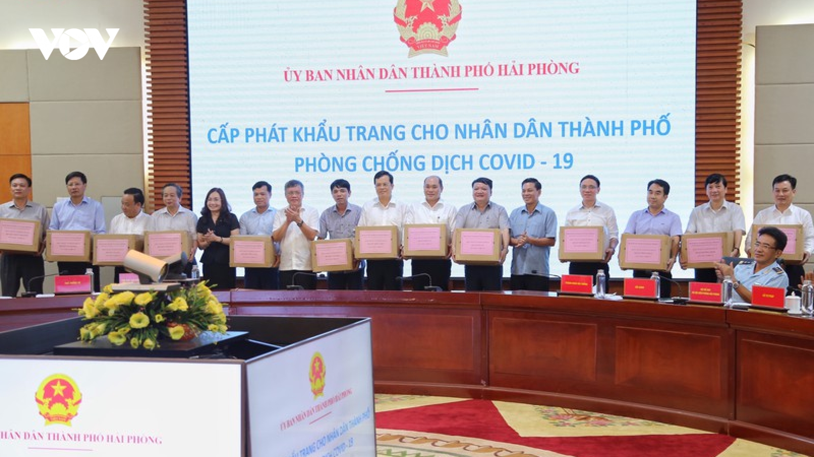 Hải Phòng phát miễn phí 2 triệu khẩu trang cho người dân