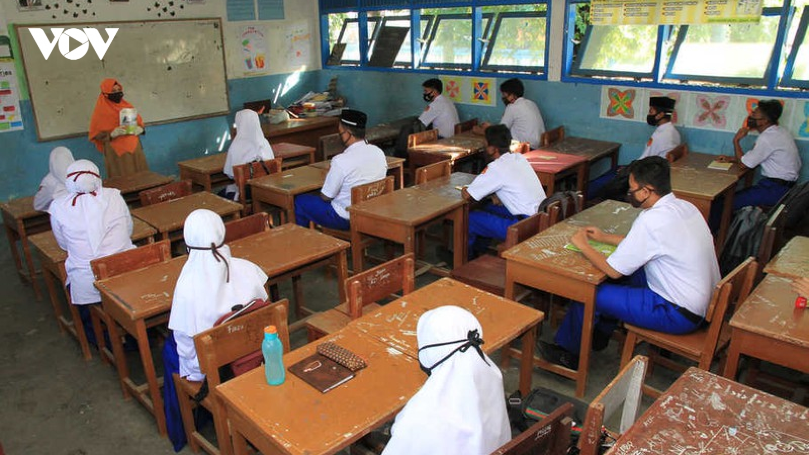 Hàng chục giáo viên Indonesia mắc và tử vong do Covid-19