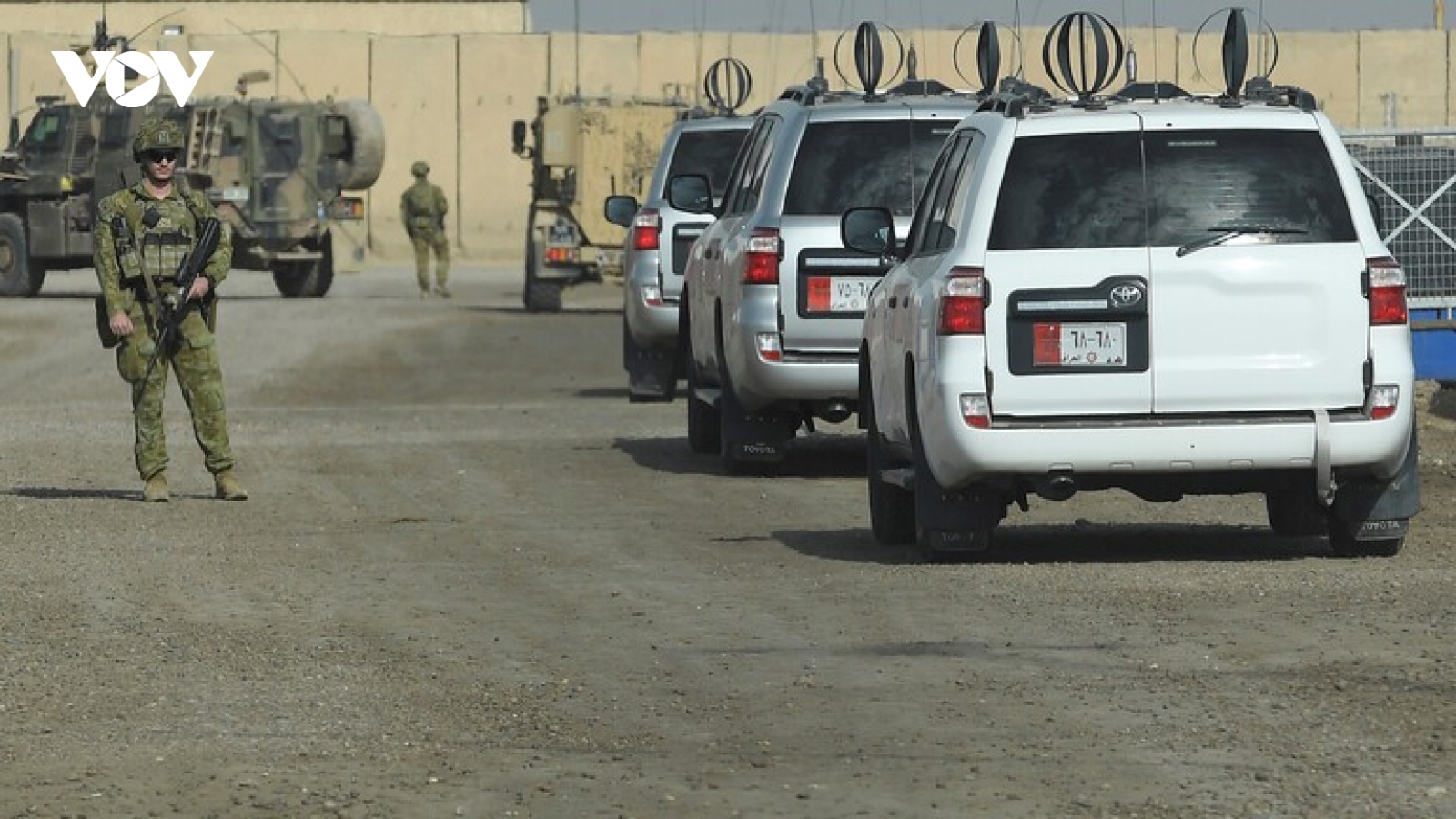 Lực lượng liên minh quốc tế rút khỏi các căn cứ quân sự ở Iraq