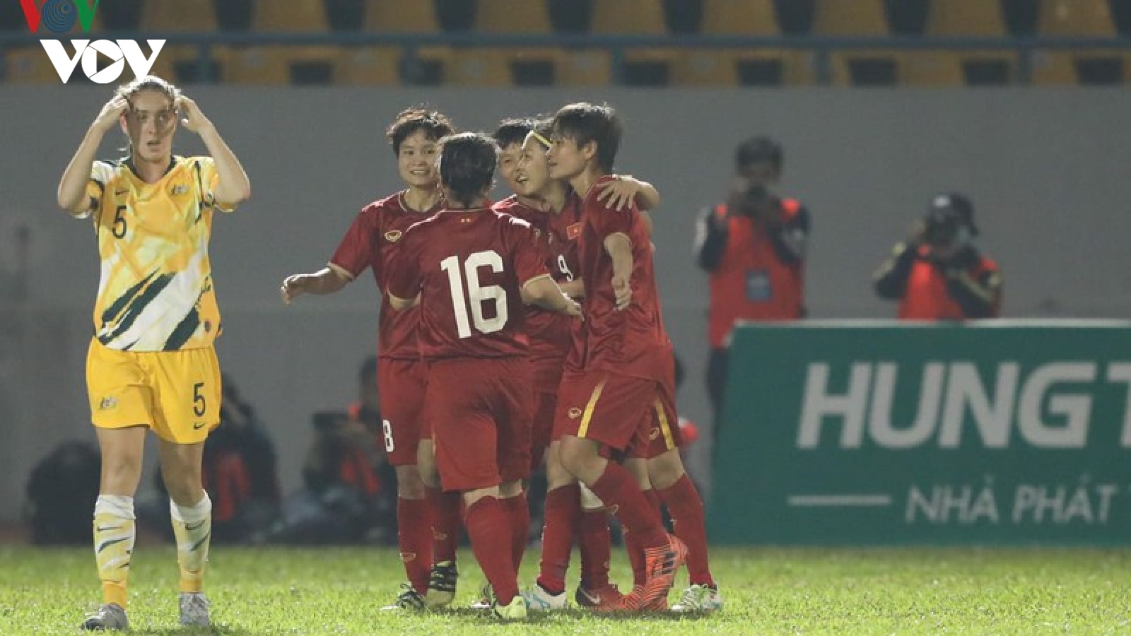 ĐT nữ Việt Nam tiếp tục bỏ xa Thái Lan trên BXH FIFA