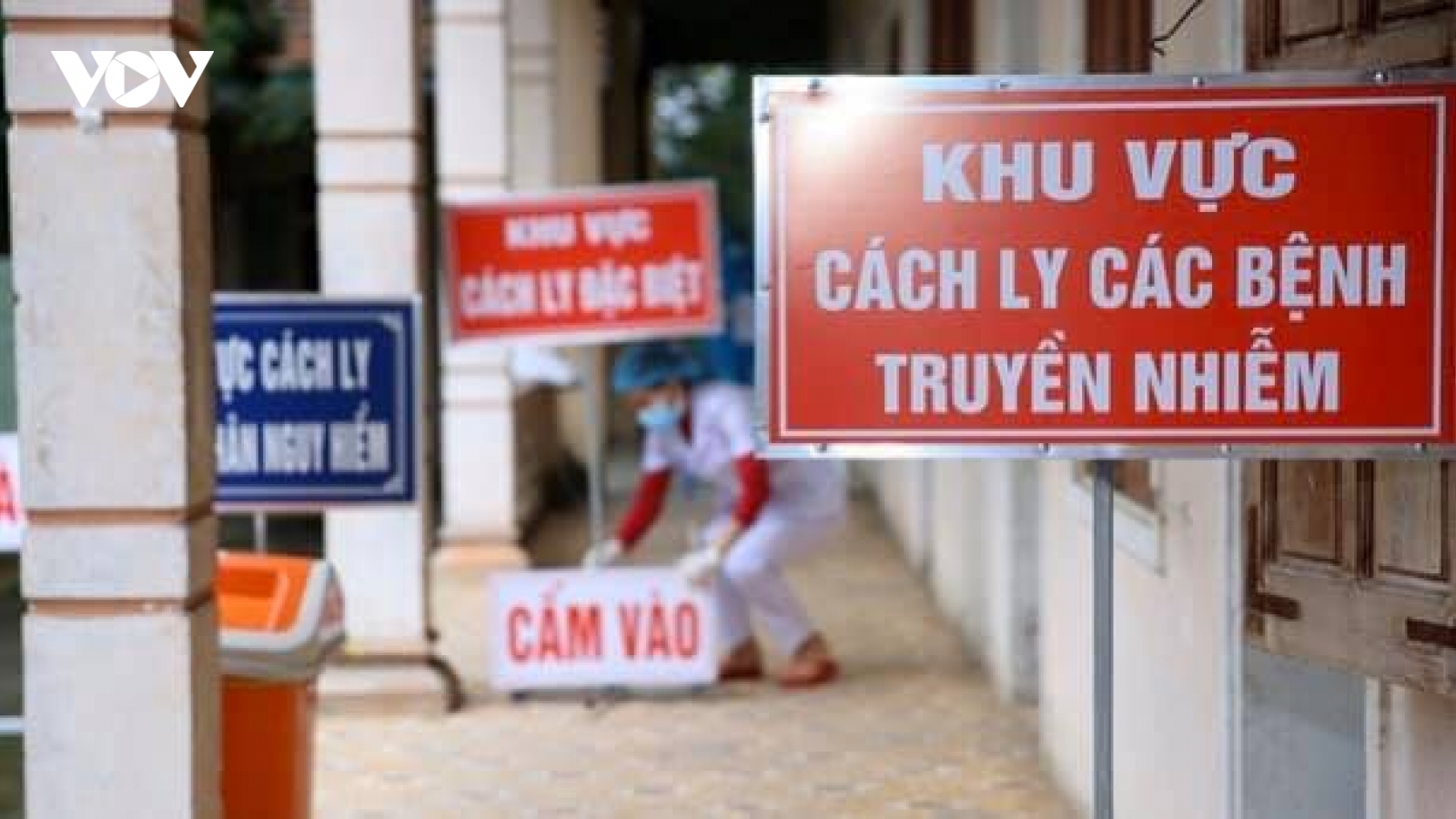 Bệnh viện E khoanh vùng những người tiếp xúc với ca mắc Covid-19 quê Phú Thọ