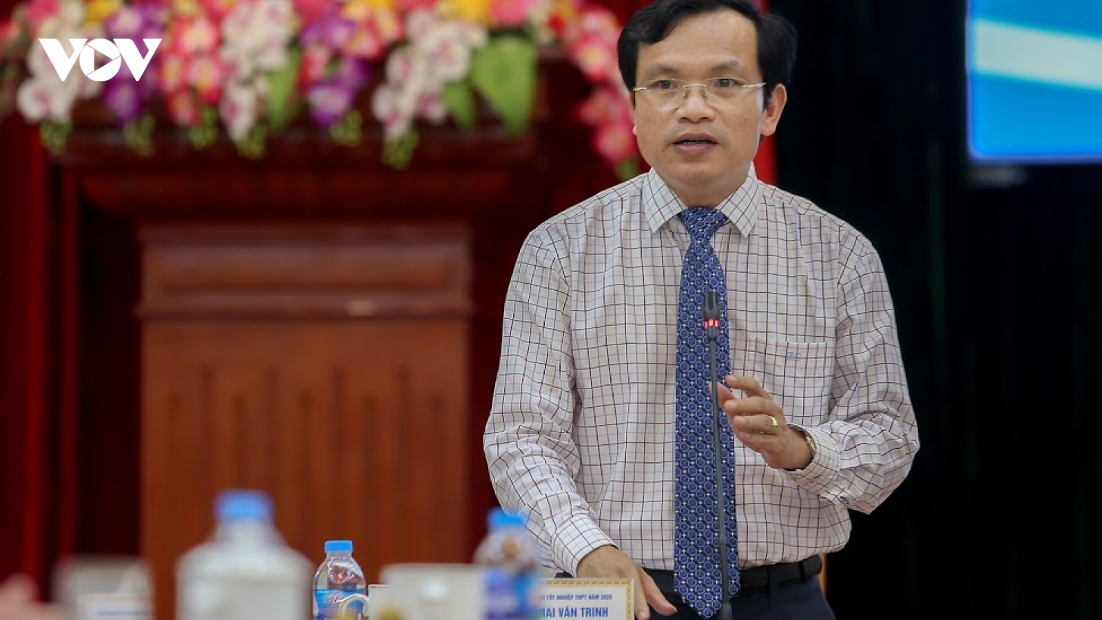 Một số thí sinh phải thi lại do giám thị ký nhầm, phát đề chậm