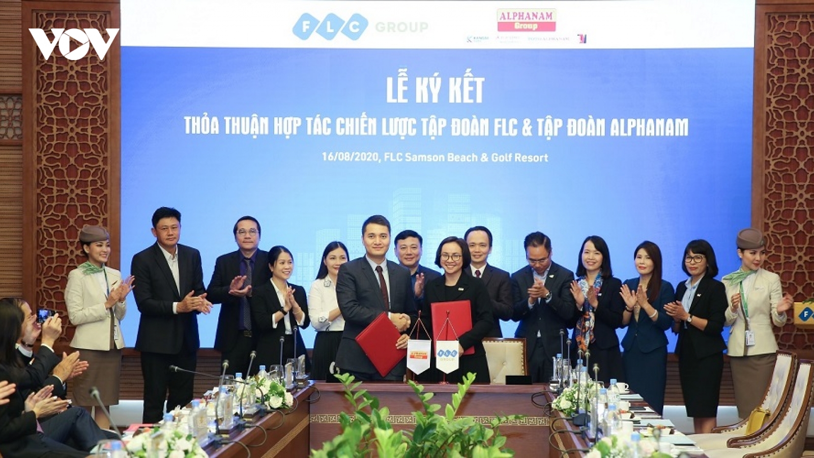 FLC bắt tay Alphanam: Liên minh mới của những doanh nhân Sao Đỏ
