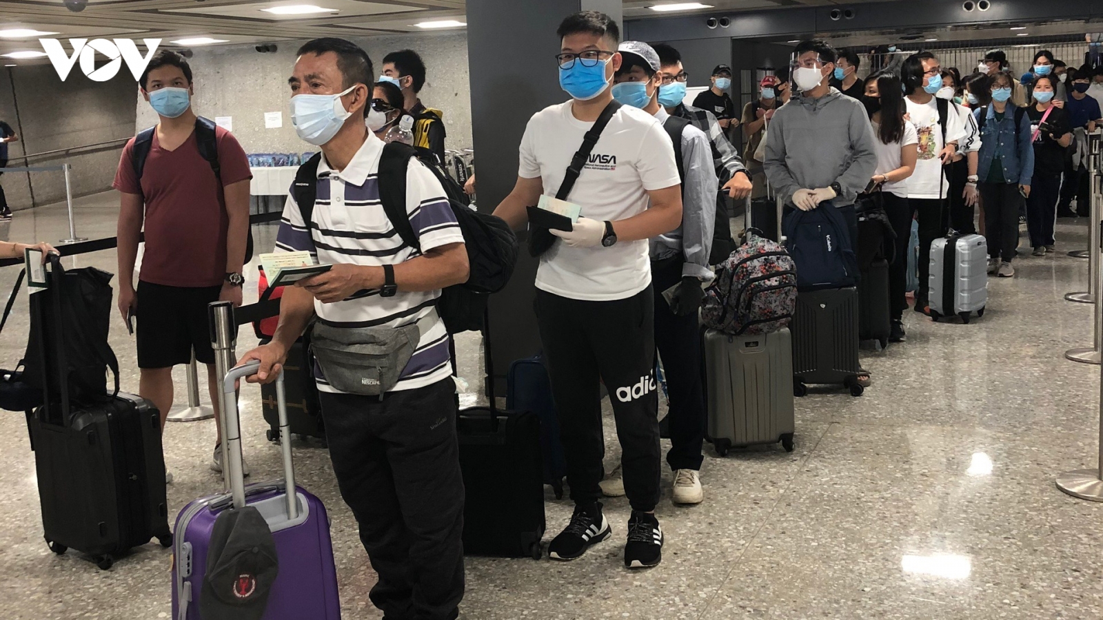 Đưa 340 công dân Việt Nam từ Mỹ về nước an toàn