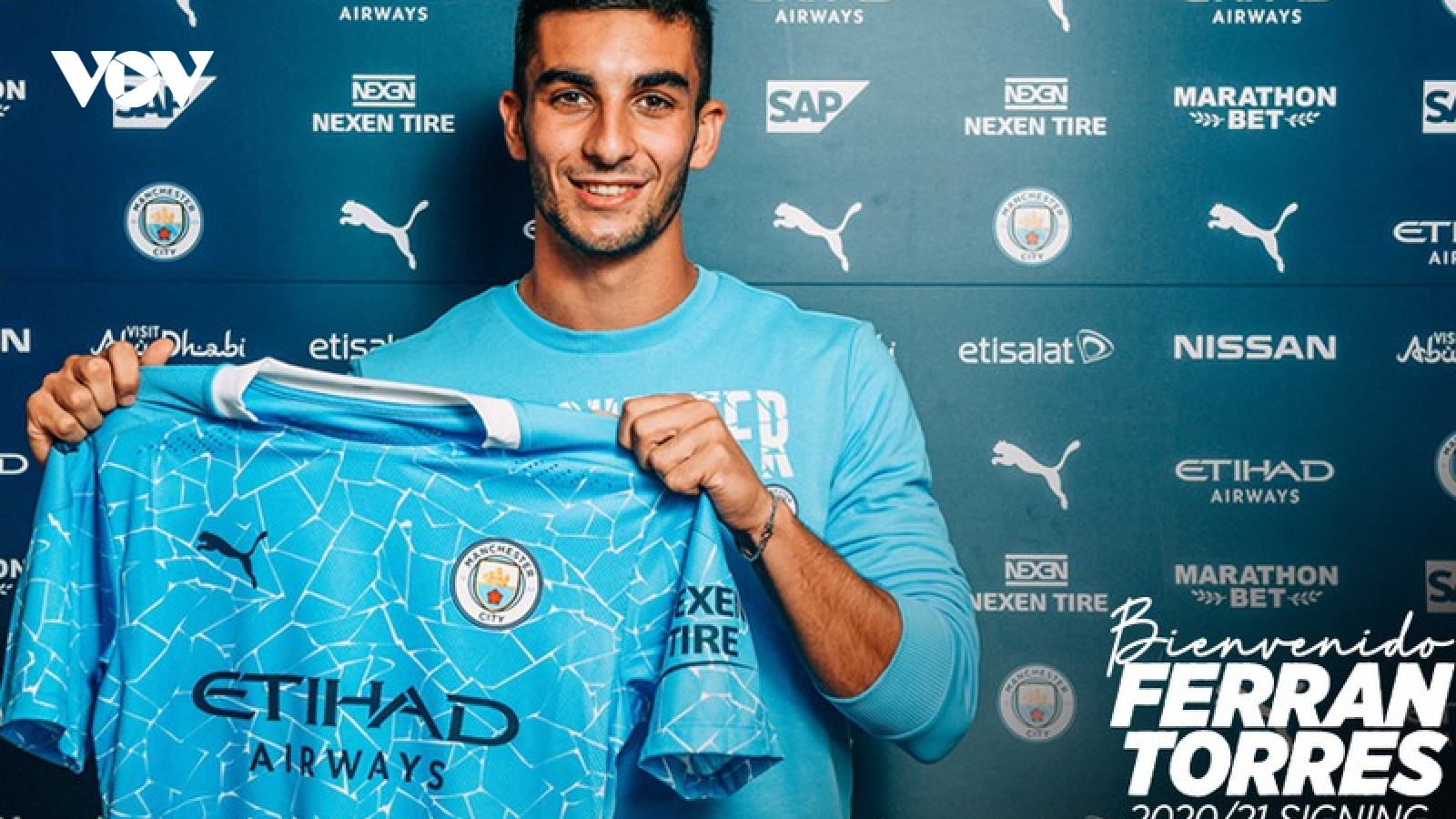 Tân binh của Man City "đá xoáy" đội bóng cũ không thương tiếc