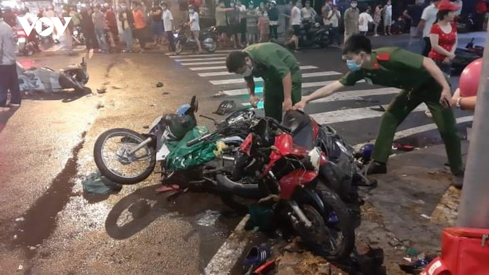 Nữ tài xế gây tai nạn liên hoàn ở TPHCM khai do đạp nhầm chân ga