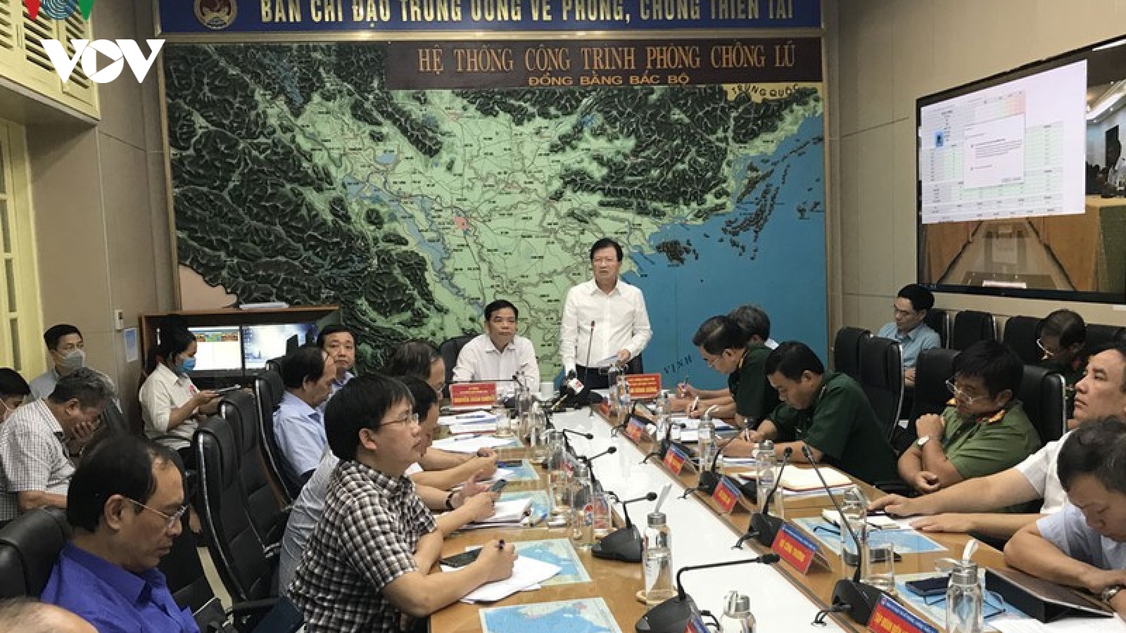 Phó Thủ tướng Trịnh Đình Dũng: Cần chủ động ứng phó nguy cơ sạt lở đất