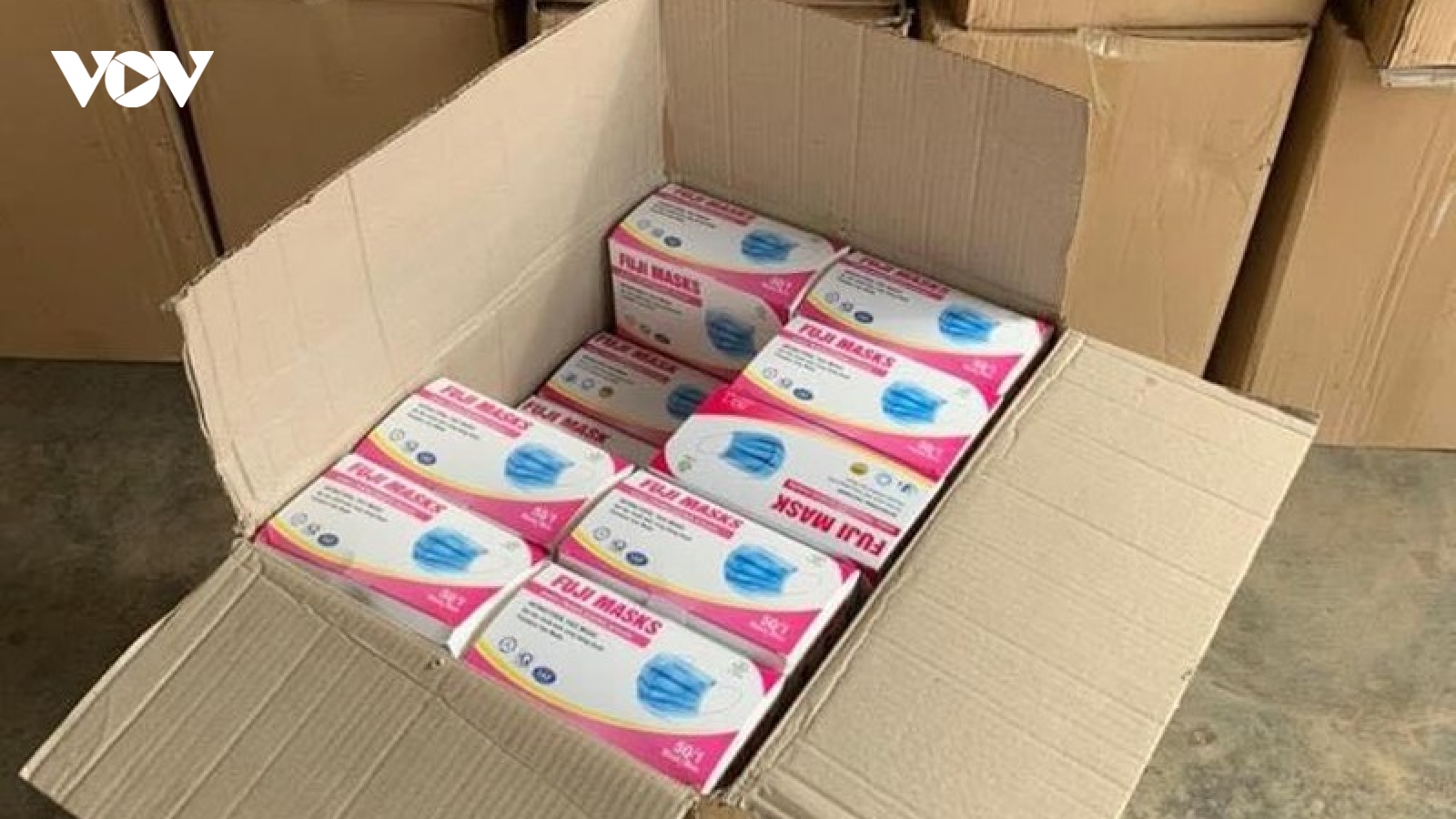 Đắk Lắk phát hiện vụ vận chuyển 125.000 khẩu trang y tế không nguồn gốc
