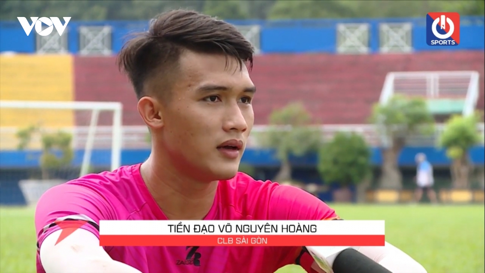 Võ Nguyên Hoàng quyết tâm ghi điểm trong mắt “Phù thủy trắng“