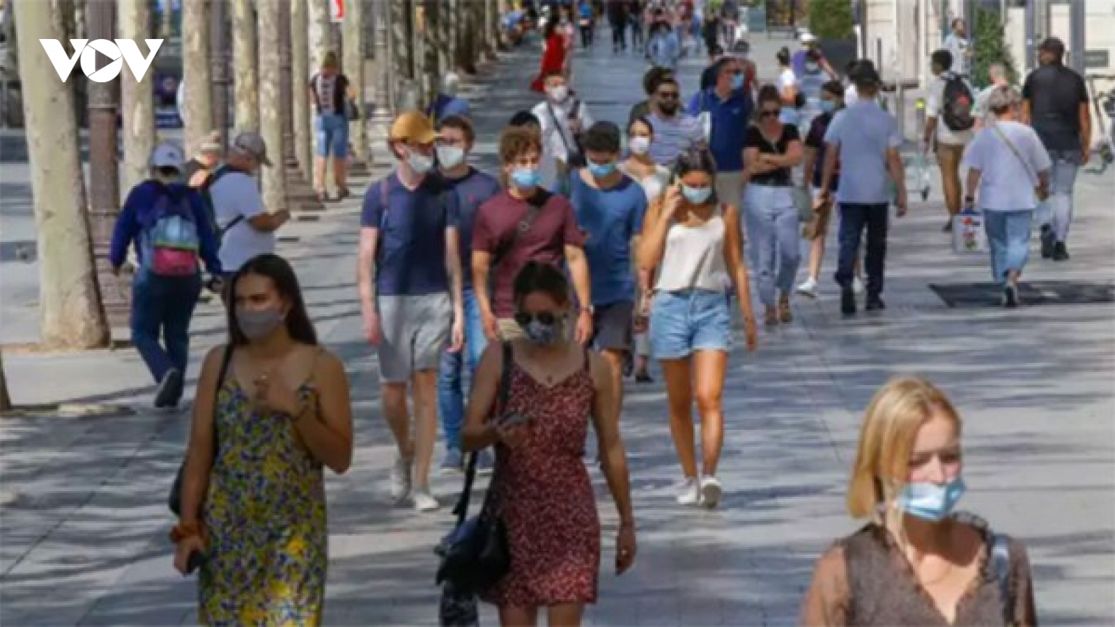 Đức cảnh báo công dân không du lịch đến thủ đô Paris và miền Nam nước Pháp