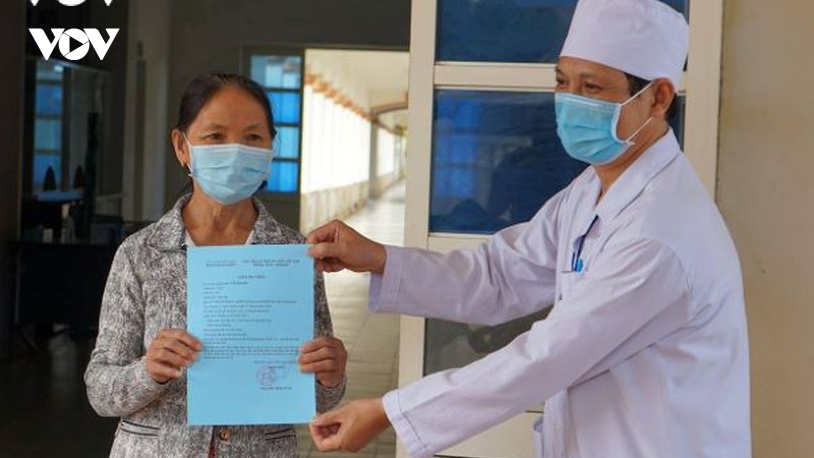 Thêm 6 bệnh nhân mắc Covid-19 được xuất viện