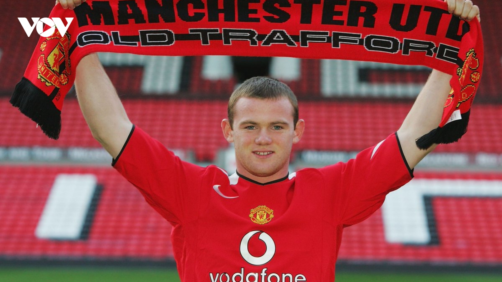 Ngày này năm xưa: MU chiêu mộ Rooney từ Everton