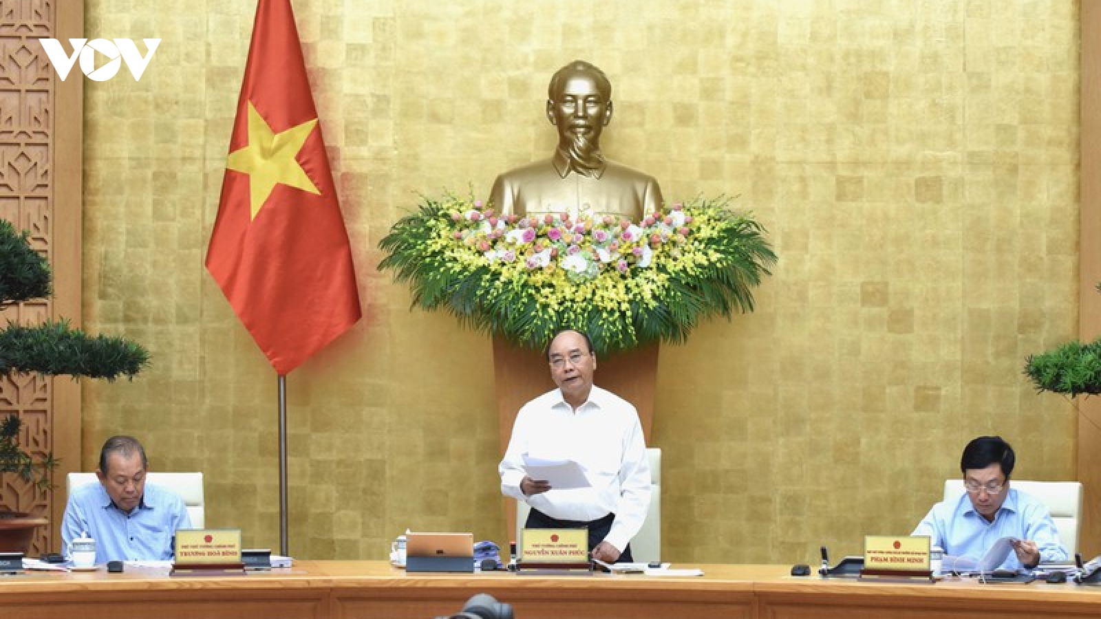 Thủ tướng giao Bộ trưởng GD&ĐT quyết định việc thi tốt nghiệp THPT