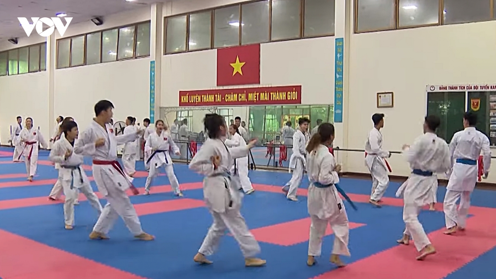 Trung tâm HLTTQG Hà Nội nâng cao ý thức phòng chống dịch Covid-19