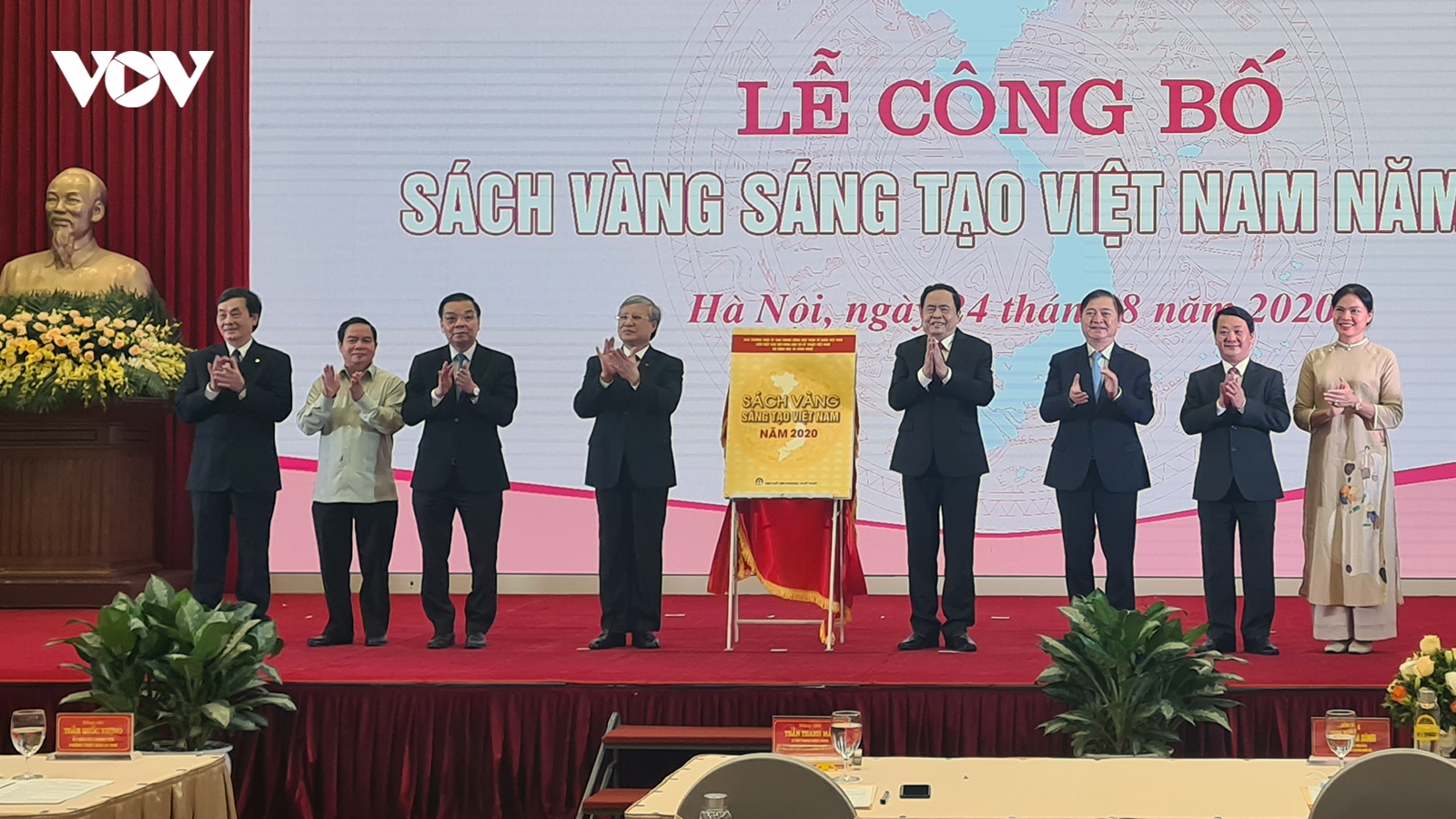 Vinh danh sáng tạo khoa học tiêu biểu trong phòng chống Covid-19