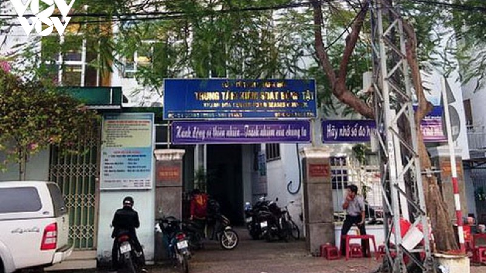 Cách ly người liên quan đến hành khách test nhanh mắc Covid-19 tại Nhật Bản