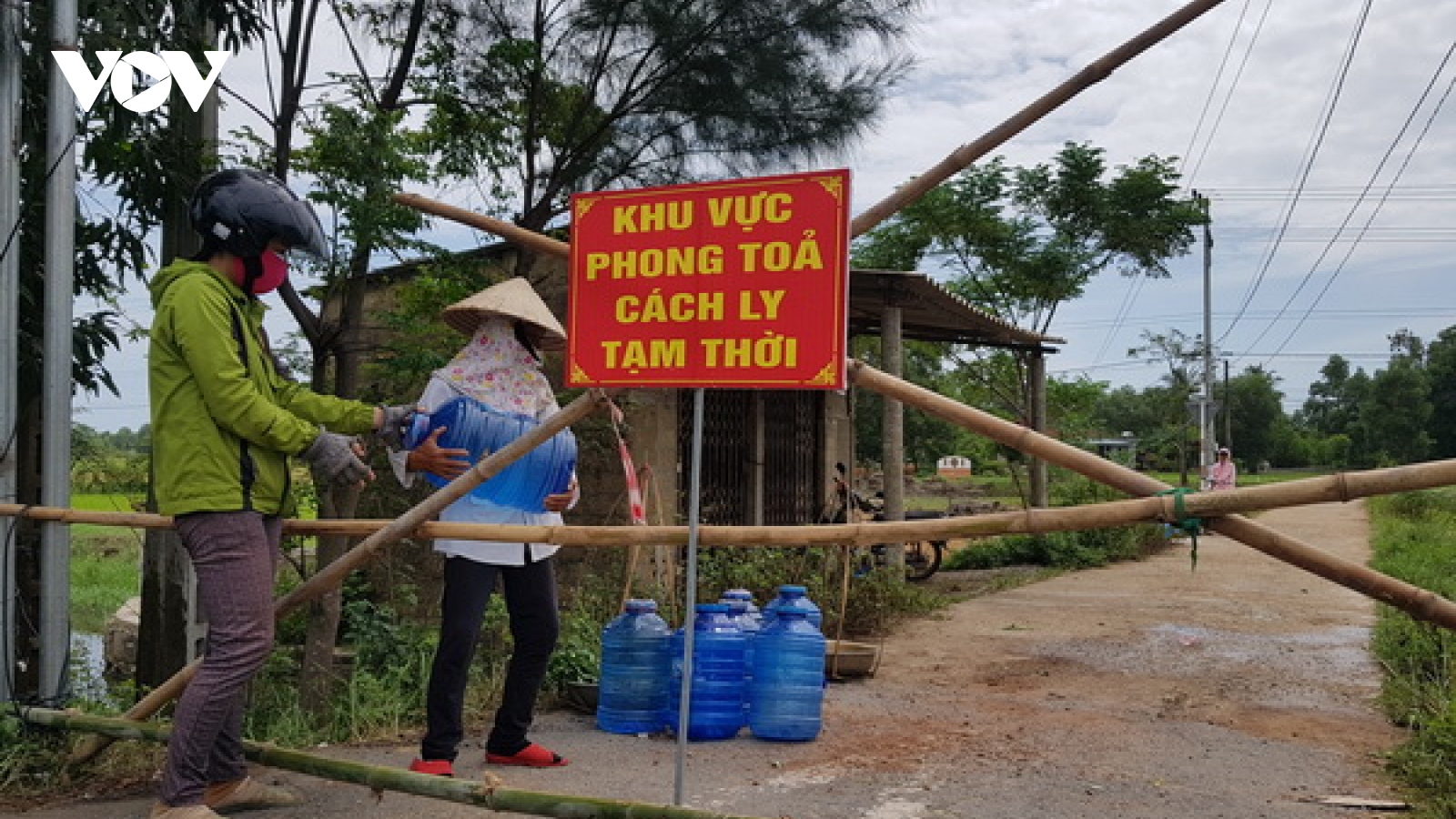 Quảng Trị dỡ bỏ phong tỏa thêm 2 khu dân cư và 1 trung tâm y tế huyện