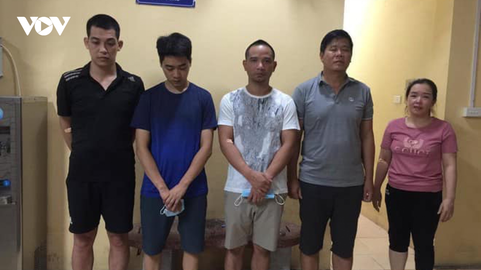 Triệt phá đường dây đánh bạc, cá độ bóng đá nghìn tỷ tại Hà Nội 