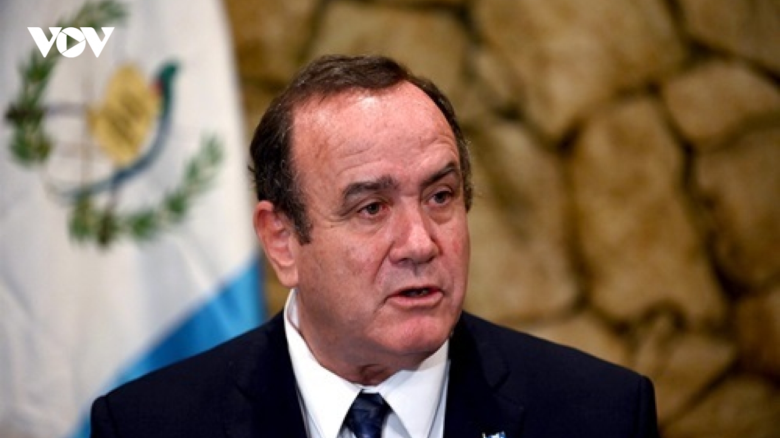 Tổng thống Guatemala mắc Covid-19