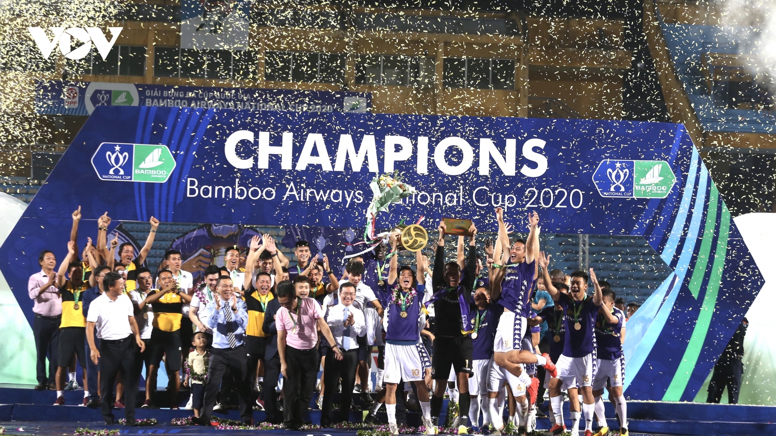 Nâng cao Cúp Quốc gia 2020, Hà Nội FC phá vỡ "lời nguyền" 16 năm