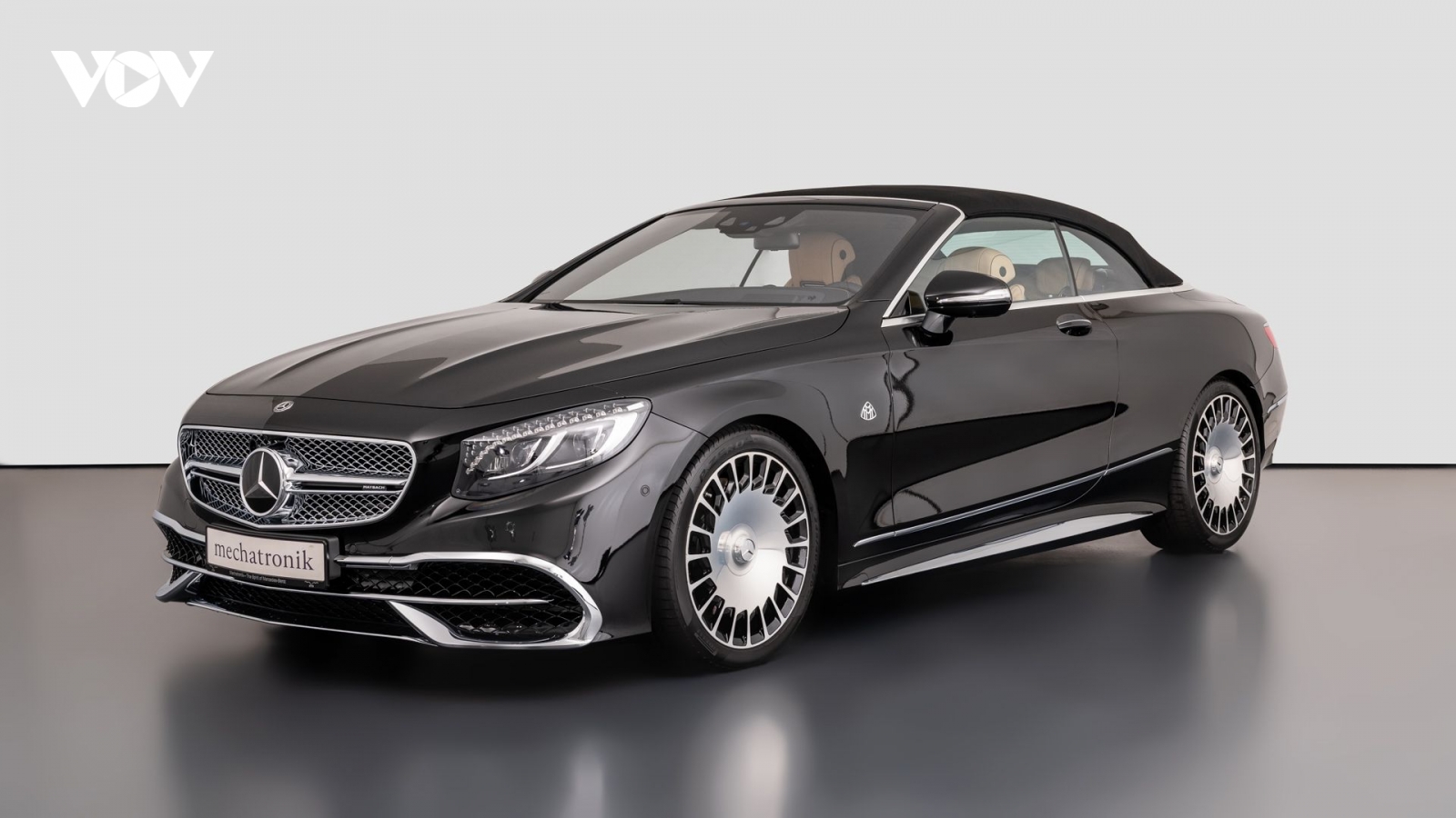 Chiêm ngưỡng "hàng hiếm" Mercedes-Maybach S650 Cabriolet