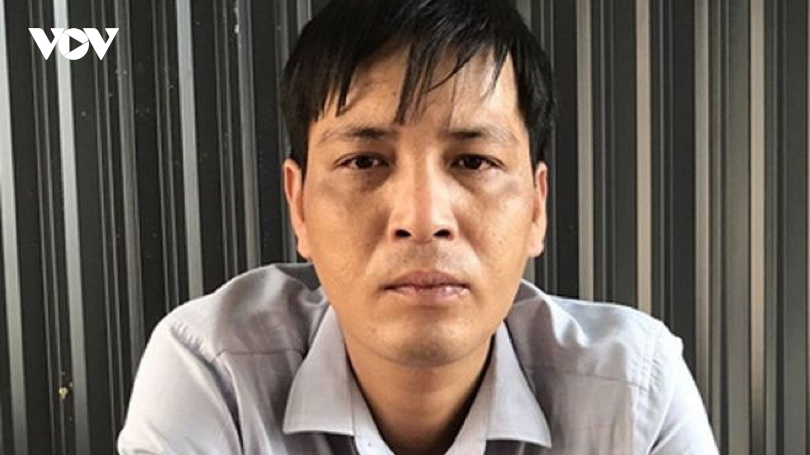 Khởi tố đối tượng giả danh nhà báo, lừa đảo chiếm đoạt tài sản