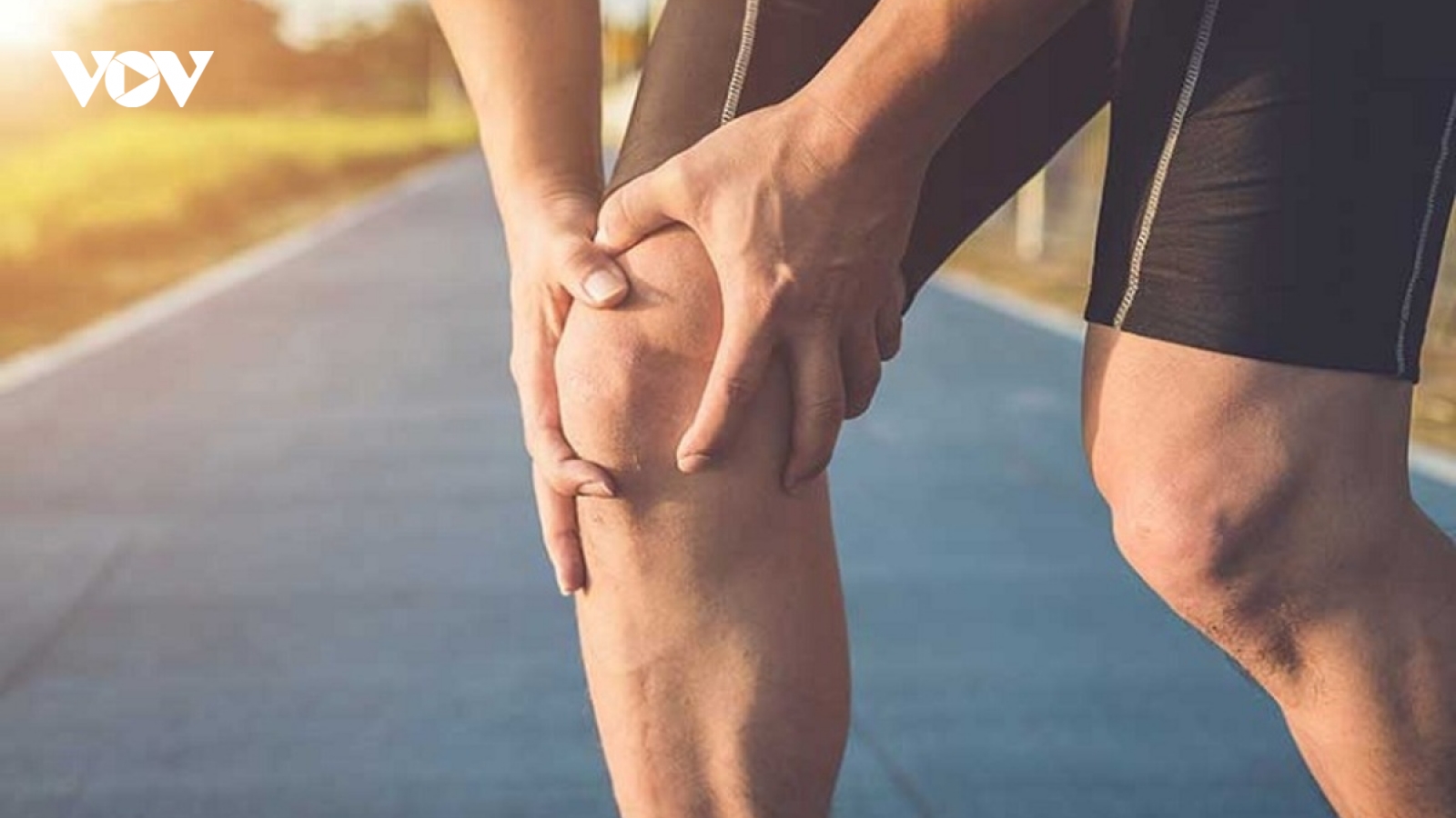 Làm sao để khớp gối không bị khô?