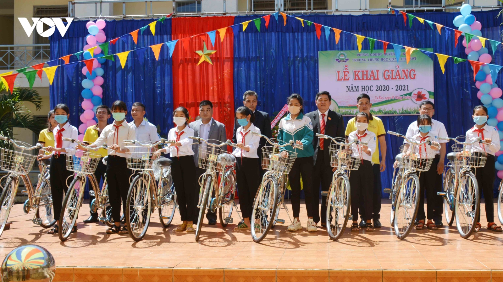 Đăk Lăk đồng hành với học sinh dân tộc thiểu số vùng đặc biệt khó khăn