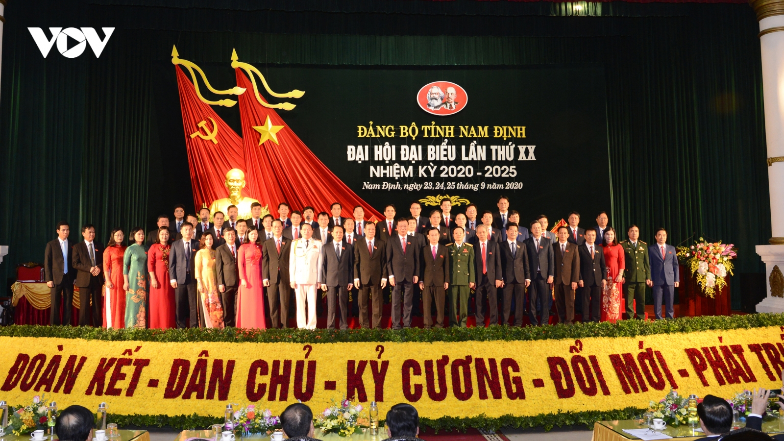 Ra mắt Ban Chấp hành Đảng bộ tỉnh Nam Định lần thứ XX và bế mạc Đại hội
