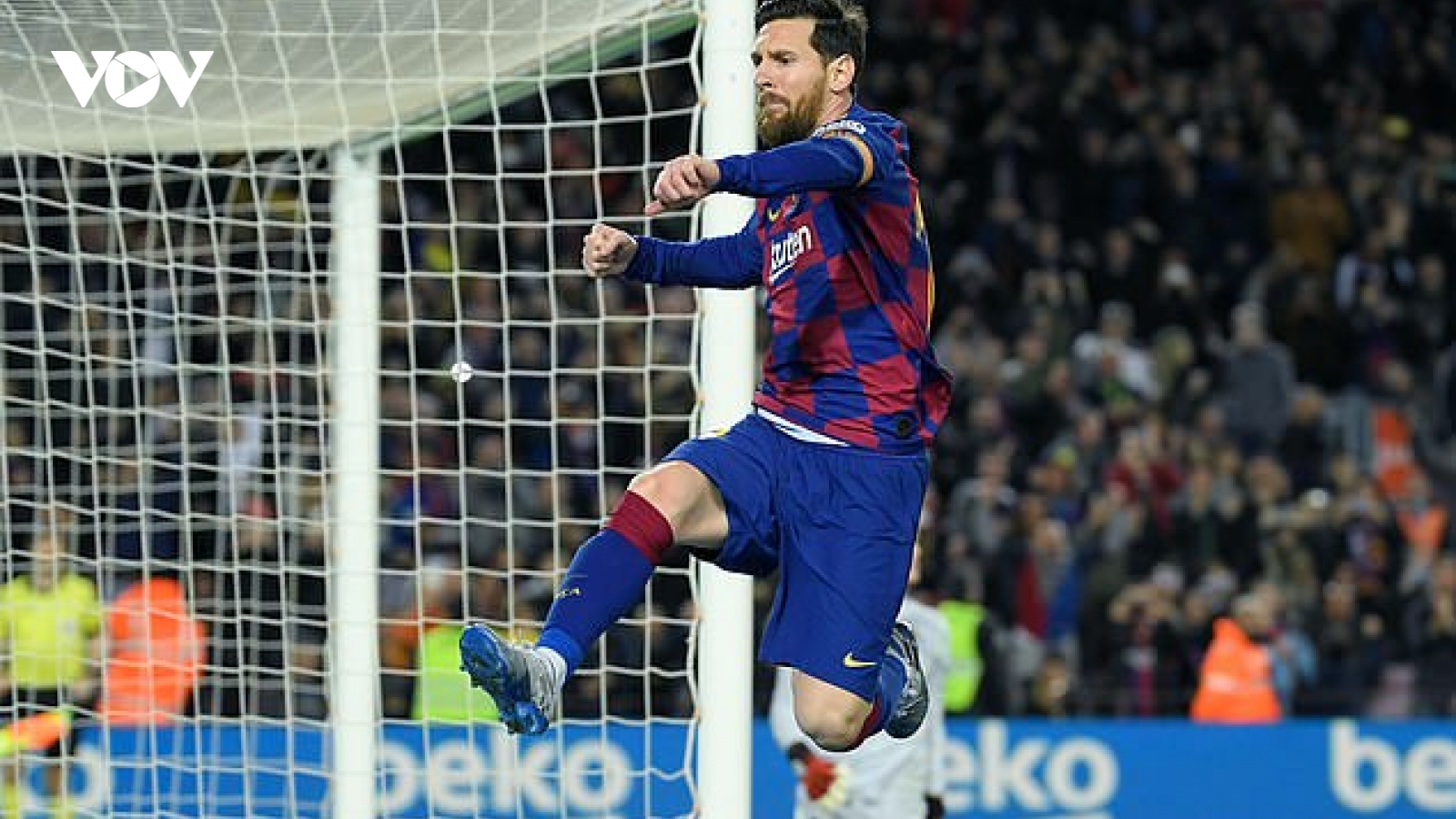 Sốc: Chủ tịch Bartomeu “tung chiêu”, Lionel Messi 90% sẽ ở lại Barca?