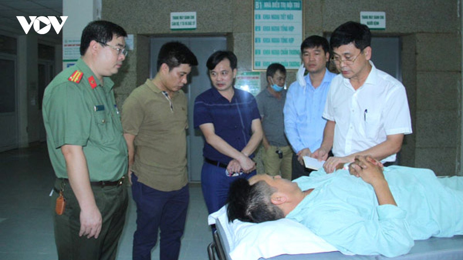2 Công an xã ở Lào Cai bị đâm trọng thương khi bắt ma túy