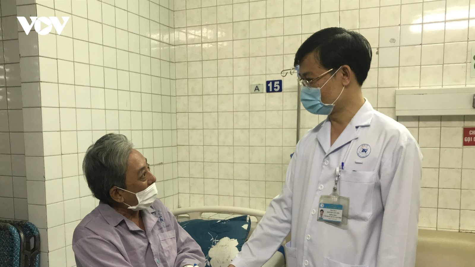 Cứu sống kịp thời một bệnh nhân đã chết lâm sàng 15 phút