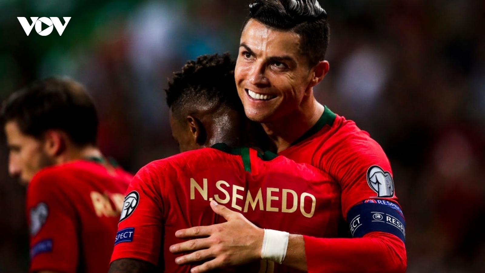 Chuyển nhượng 21/9: Wolves gây sốc khi hỏi mua đồng đội của Ronaldo