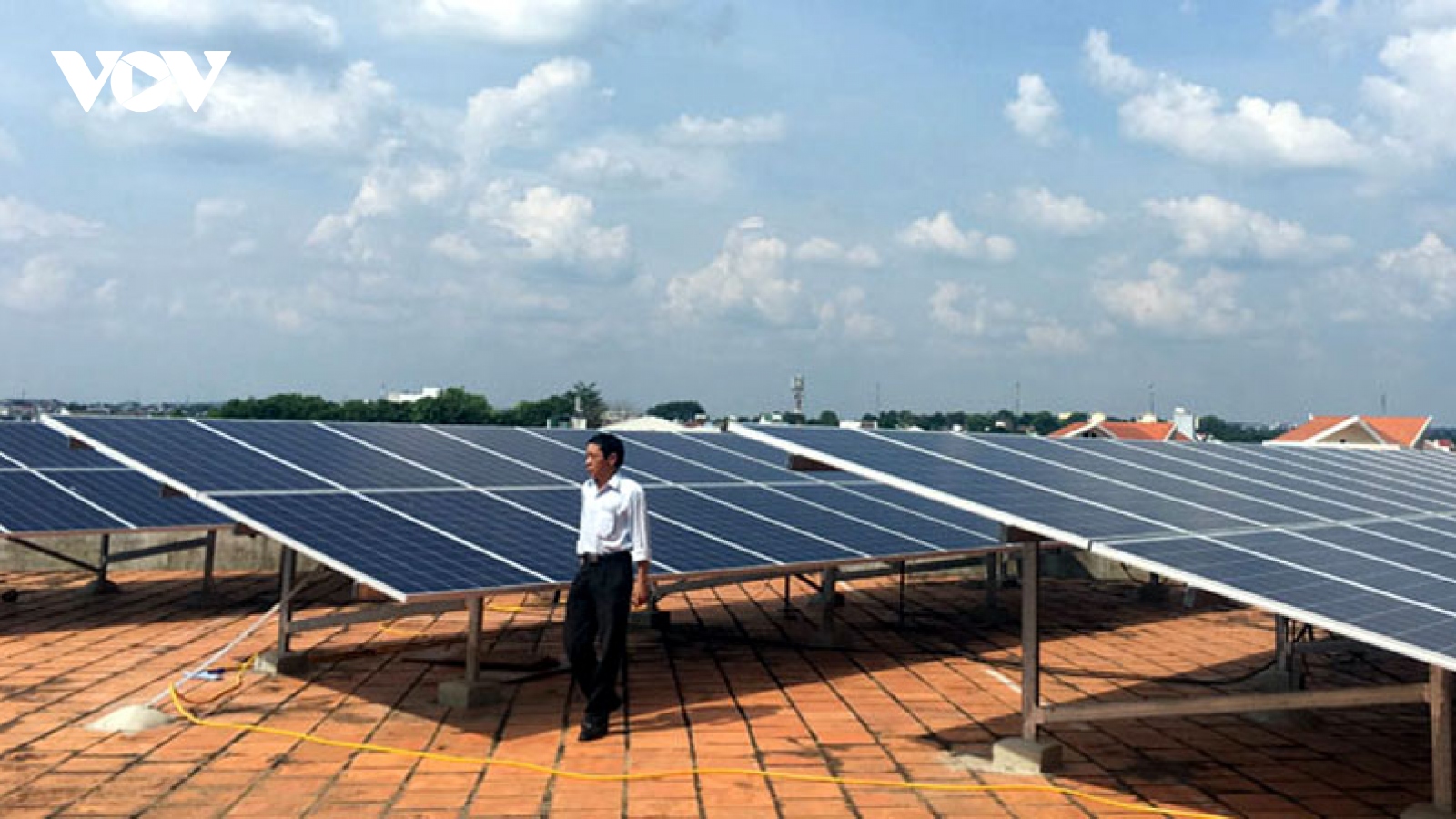 Bộ Công Thương khẳng định tính hiệu quả của điện mặt trời mái nhà