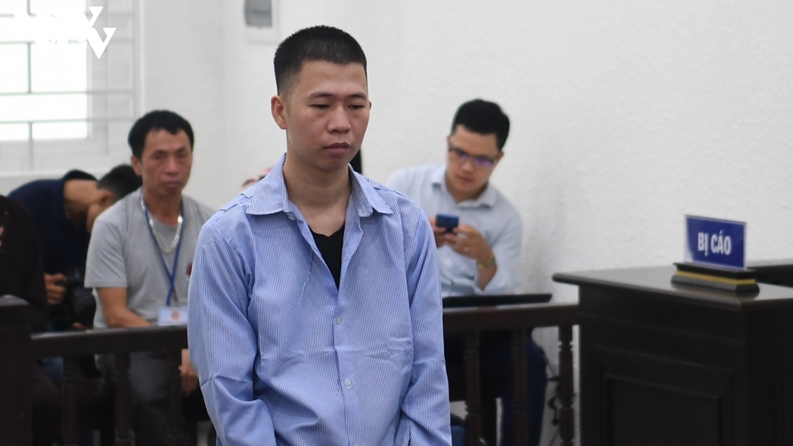 Tử hình nghịch tử giết mẹ trong lúc say rượu