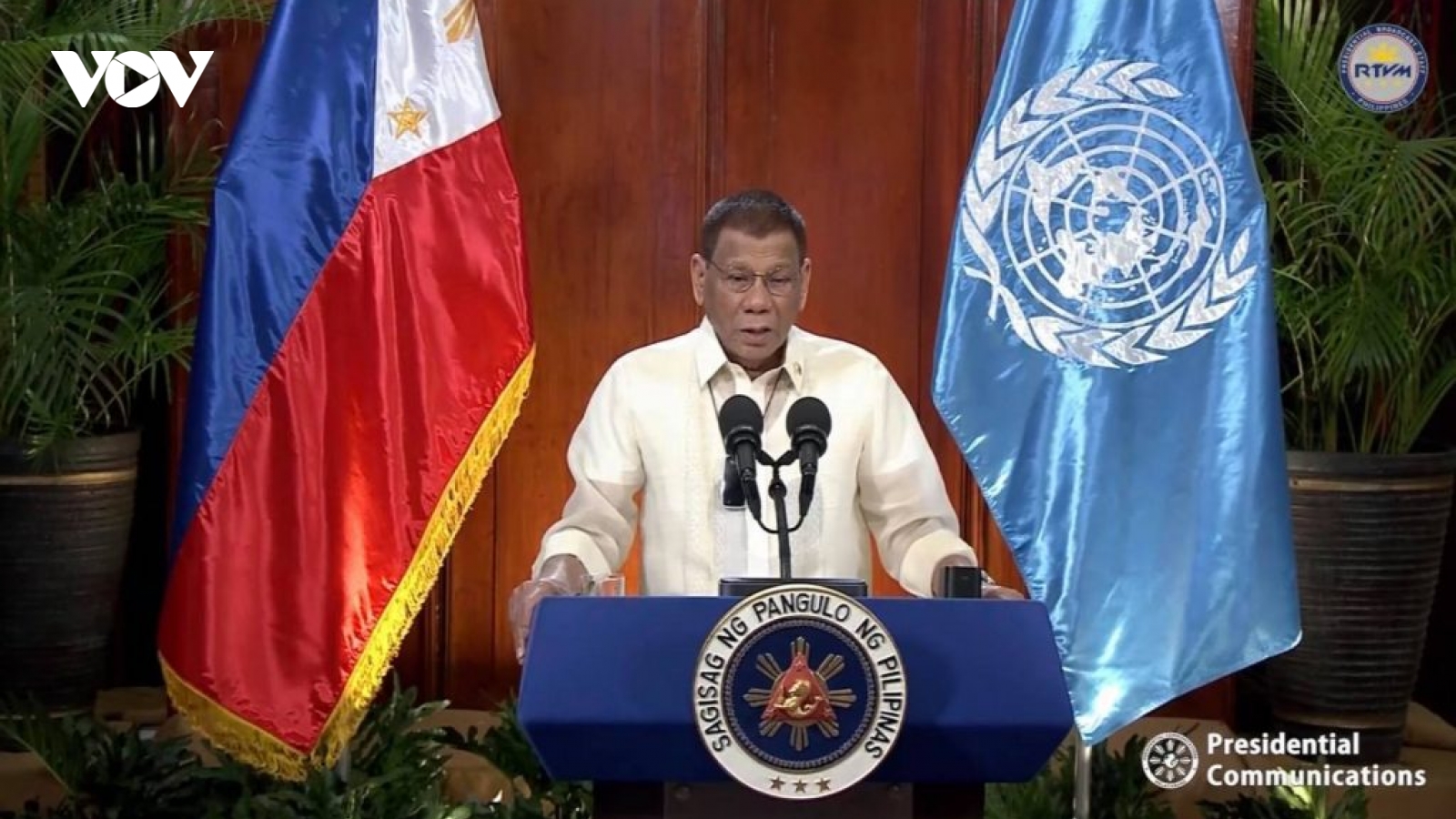 Tổng thống Philippines bảo vệ phán quyết Biển Đông và cuộc chiến chống ma túy
