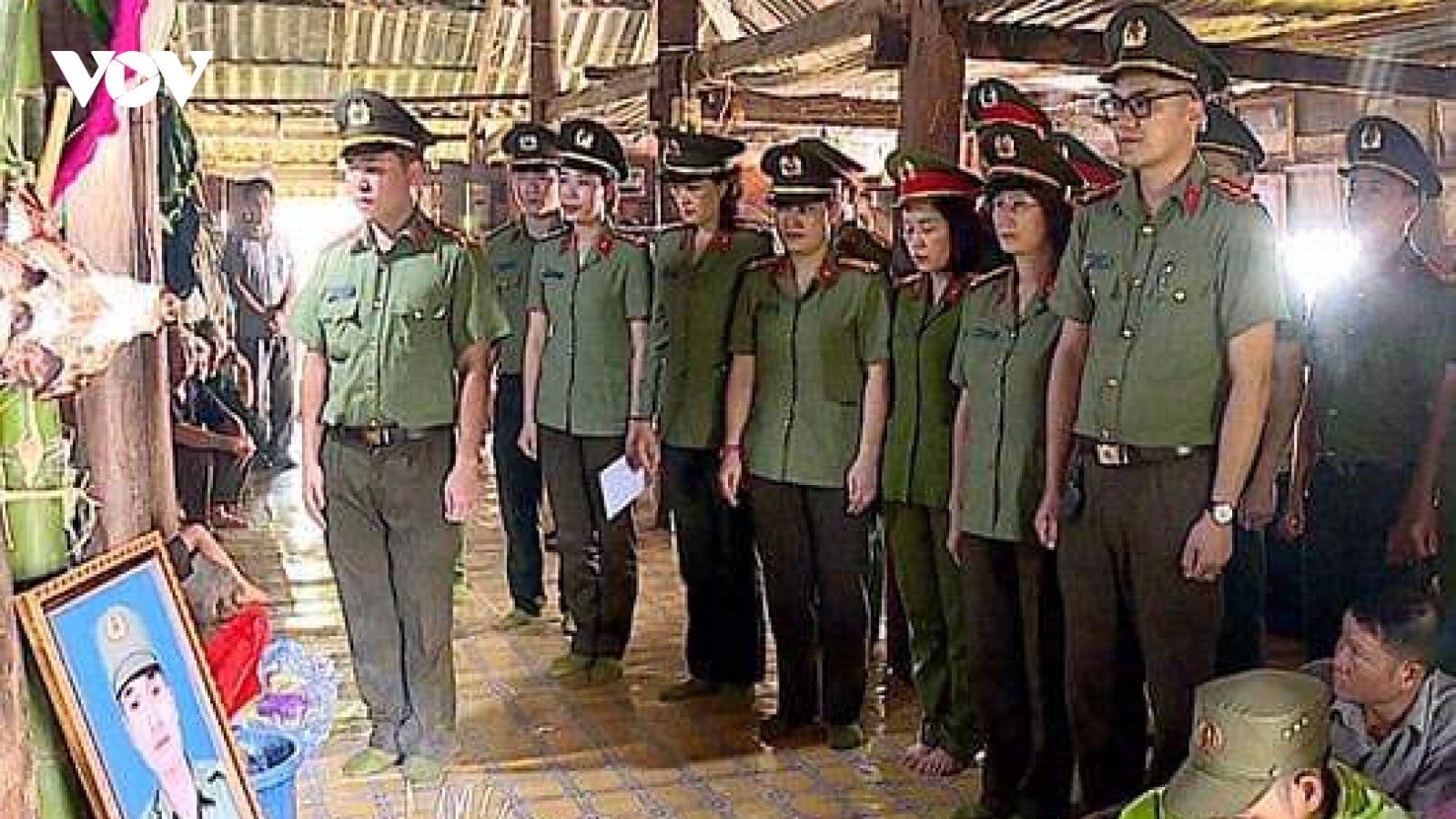 Bộ trưởng Tô Lâm chỉ đạo trừng trị nghiêm đối tượng đâm chết công an viên