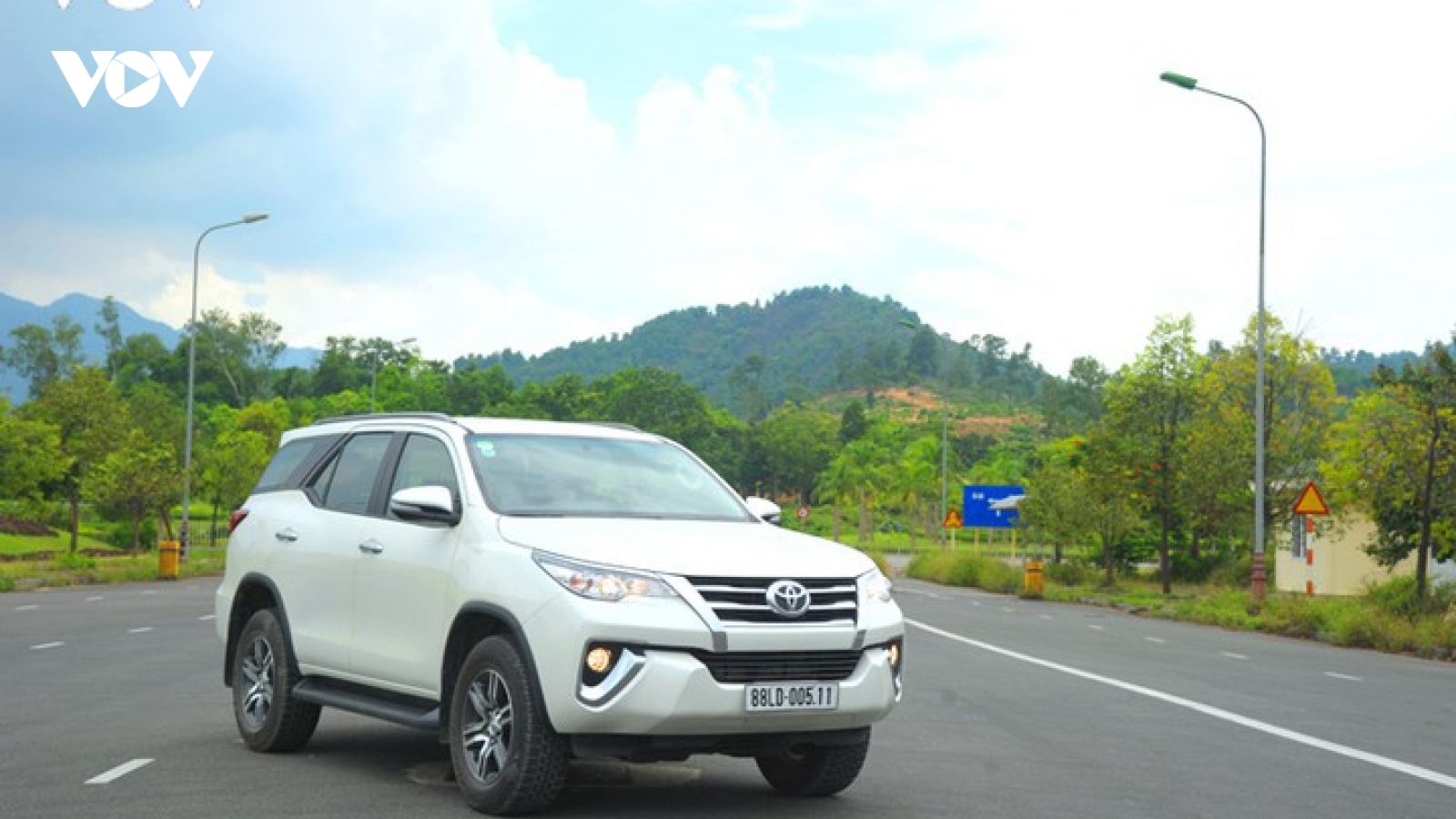 Toyota Fortuner, Land Cruiser và Alphard bị triệu hồi ở Việt Nam do lỗi bơm nhiên liệu