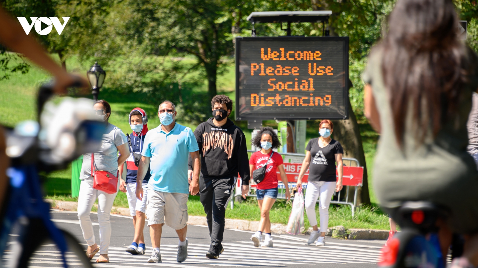 Cập nhật Covid-19: Thế giới gần 31 triệu ca mắc, hơn 960.000 ca tử vong