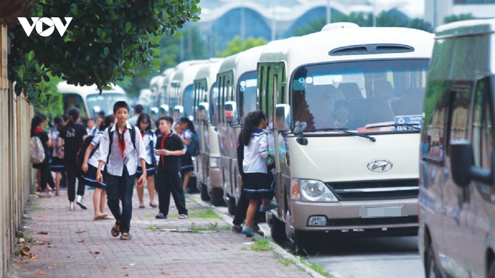 Hà Nội phát hiện, lập biên bản xử phạt 3 xe đưa đón học sinh không phép